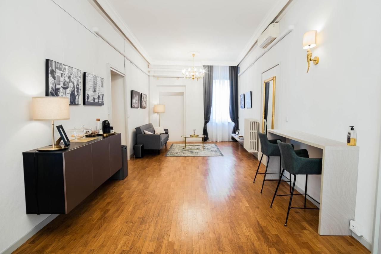 The Host Hostel Parma Luaran gambar